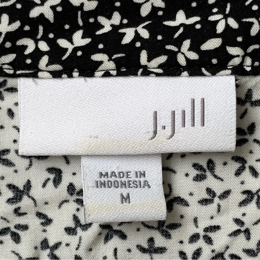 J. JILL Women’s Black & White Ditzy Floral Print Button-down Shirt Blouse Top